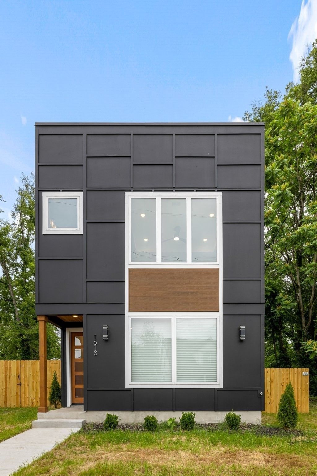 1618 11th Ave N, Nashville
