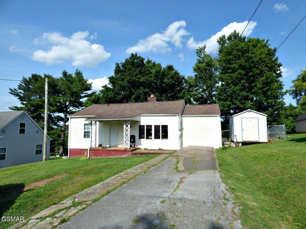 2114 Eastview Avenue, Jefferson City