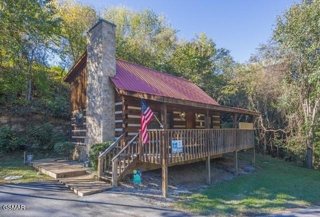 428 Hideaway Ridge Circle, Sevierville