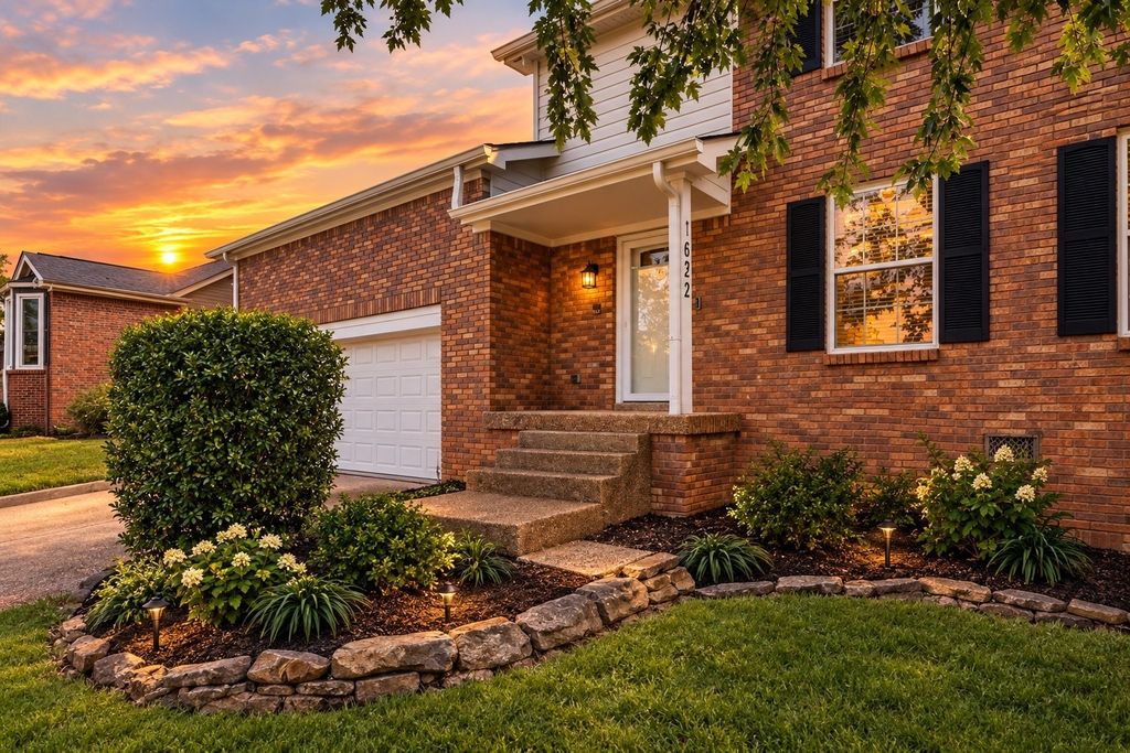 1622 Vineland Dr, Brentwood