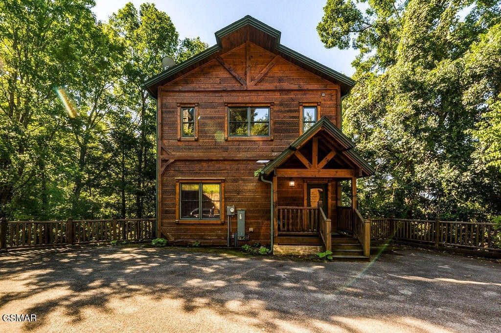 807 Great Smoky Way, Gatlinburg