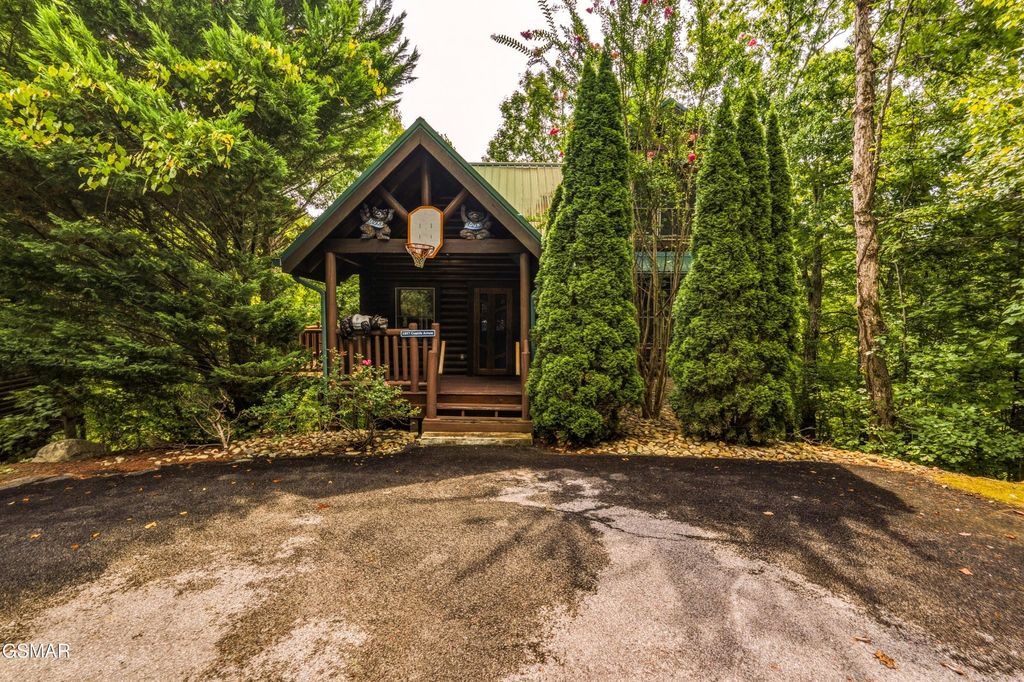 1857 Elk Springs Way, Gatlinburg
