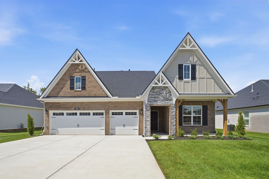 833 Odell Drive, White House