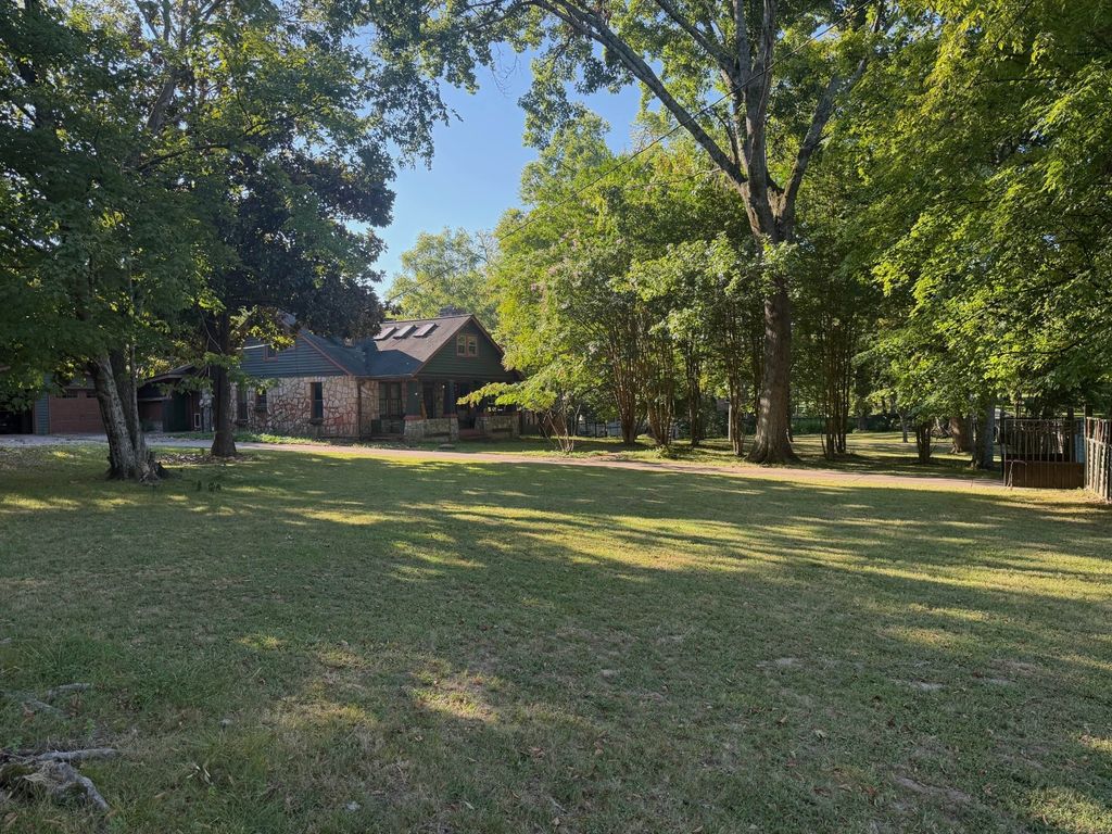3173 Earhart Rd, Hermitage