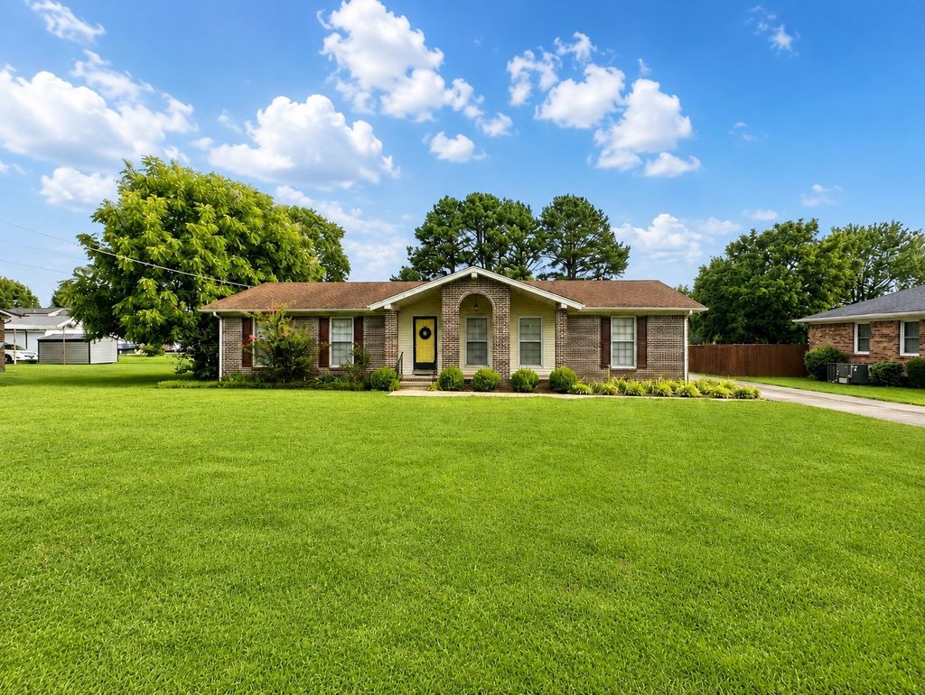 1008 Brindley Dr, Pulaski