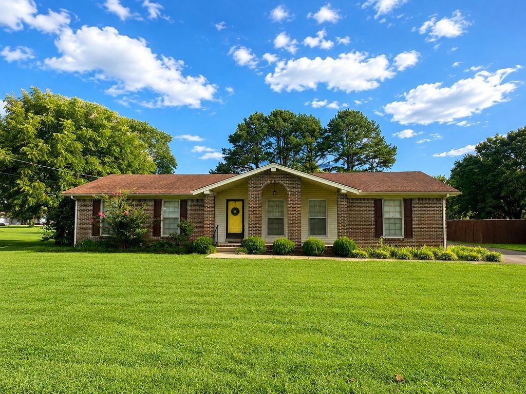 1008 Brindley Dr, Pulaski