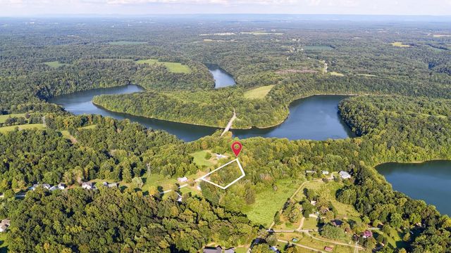 108 Devils Backbone Ln, Manchester
