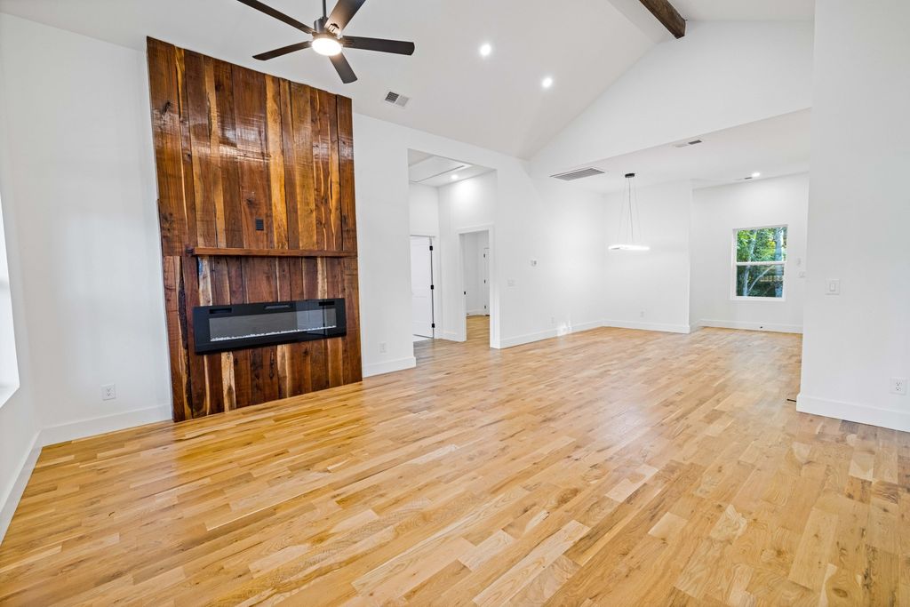 108 Devils Backbone Ln, Manchester