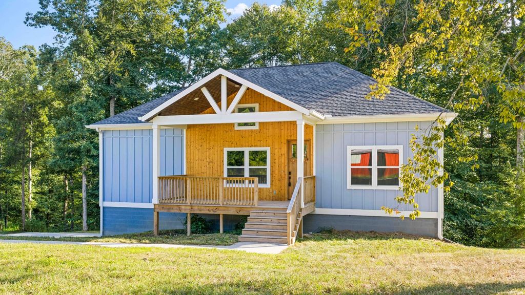 84 Devils Backbone Ln, Manchester