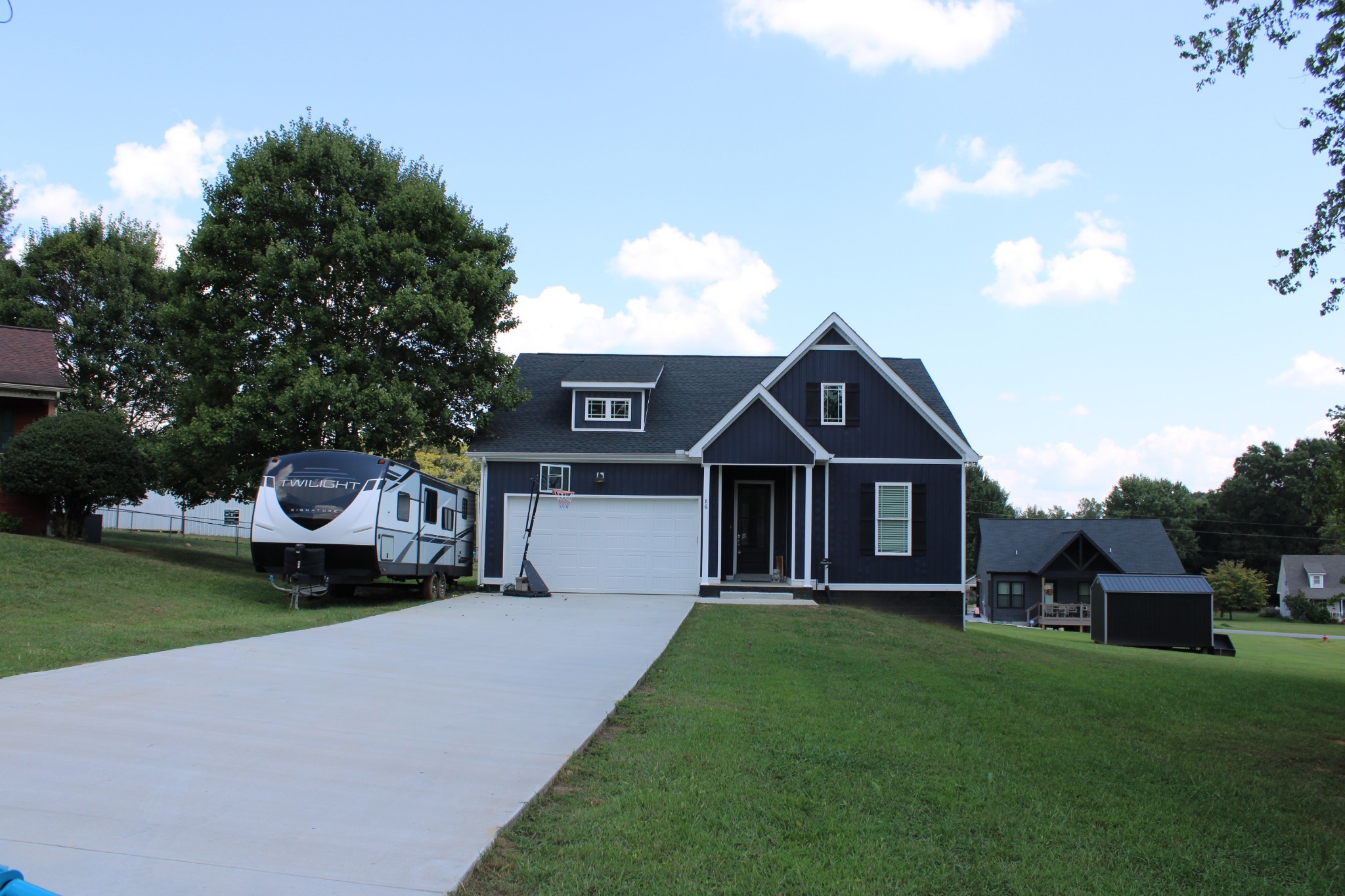 Photo of Listing #3526419