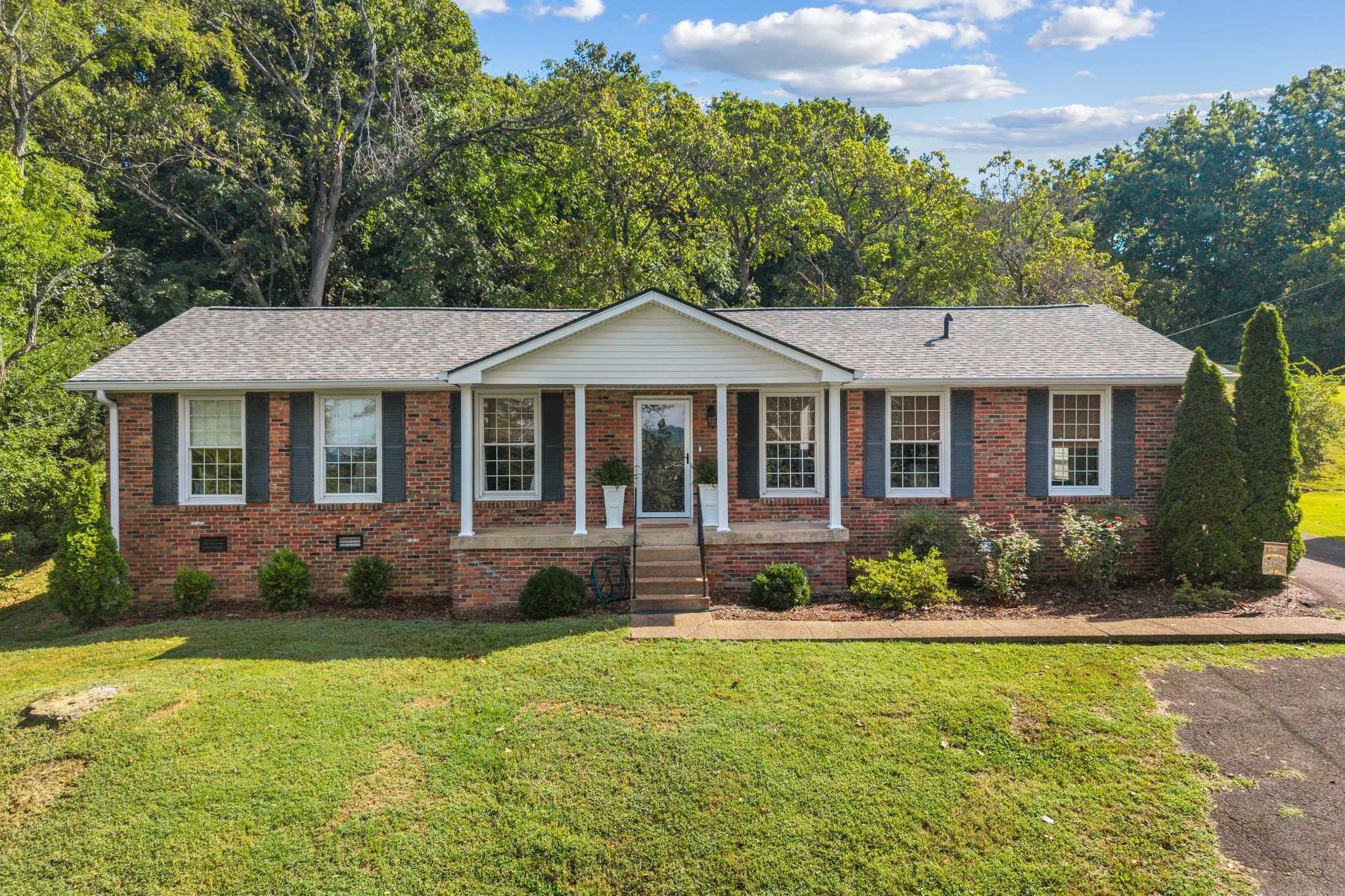 Home for sale in 304 Cross Timbers Dr Nashville, TN