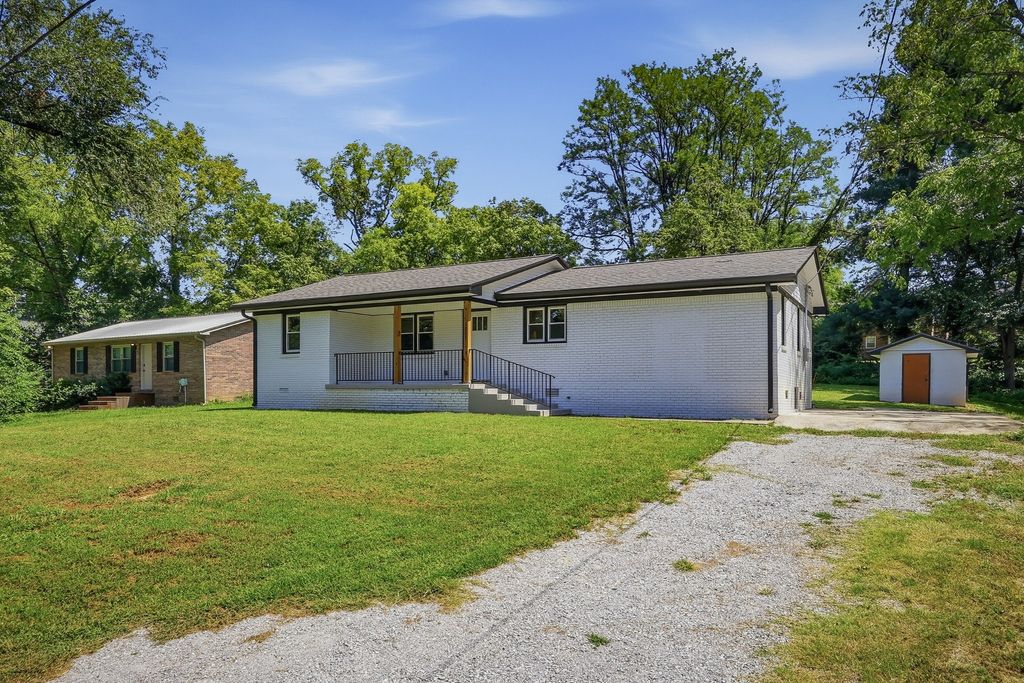 1805 N Whitney Ave, Cookeville