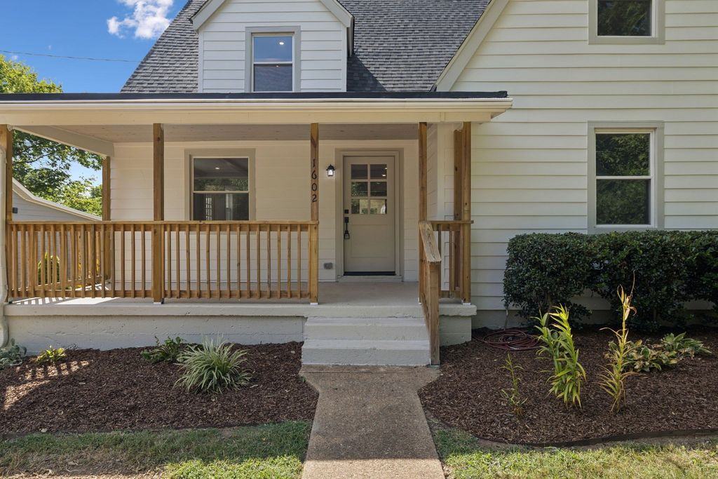 1602 Lischey Ave, Nashville