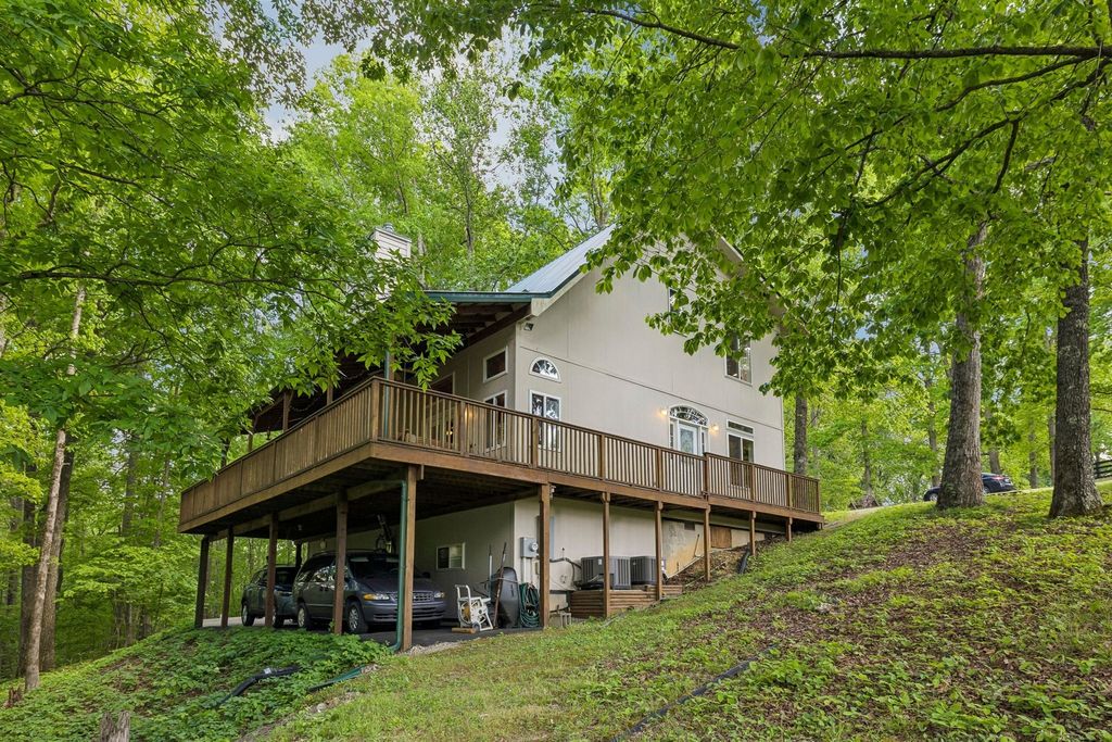 5717 Old 96, Franklin