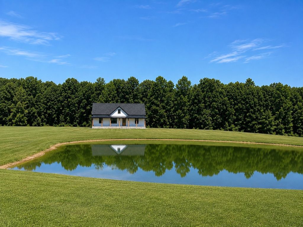 2700 Pinewood Road, Lyles