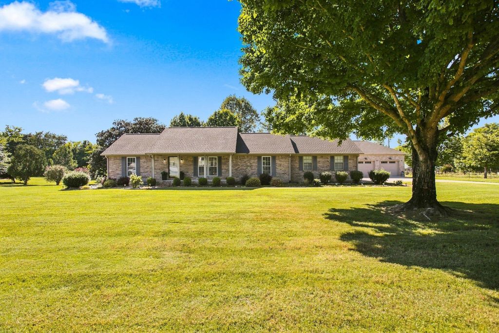 835 Nathan Dr, Columbia