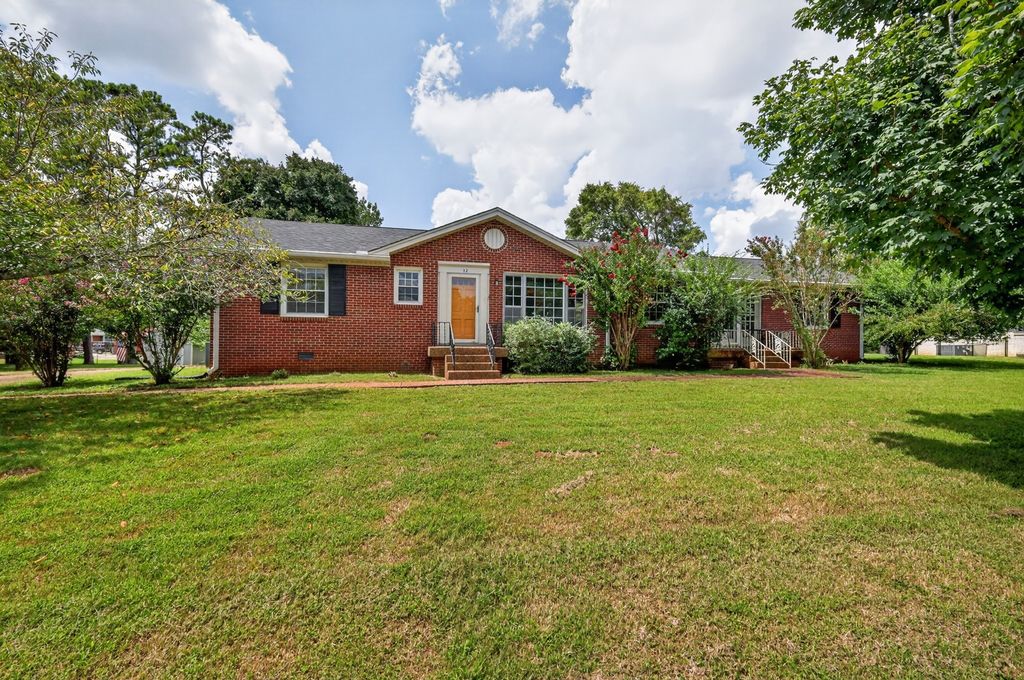 132 Winwood Dr, Lebanon