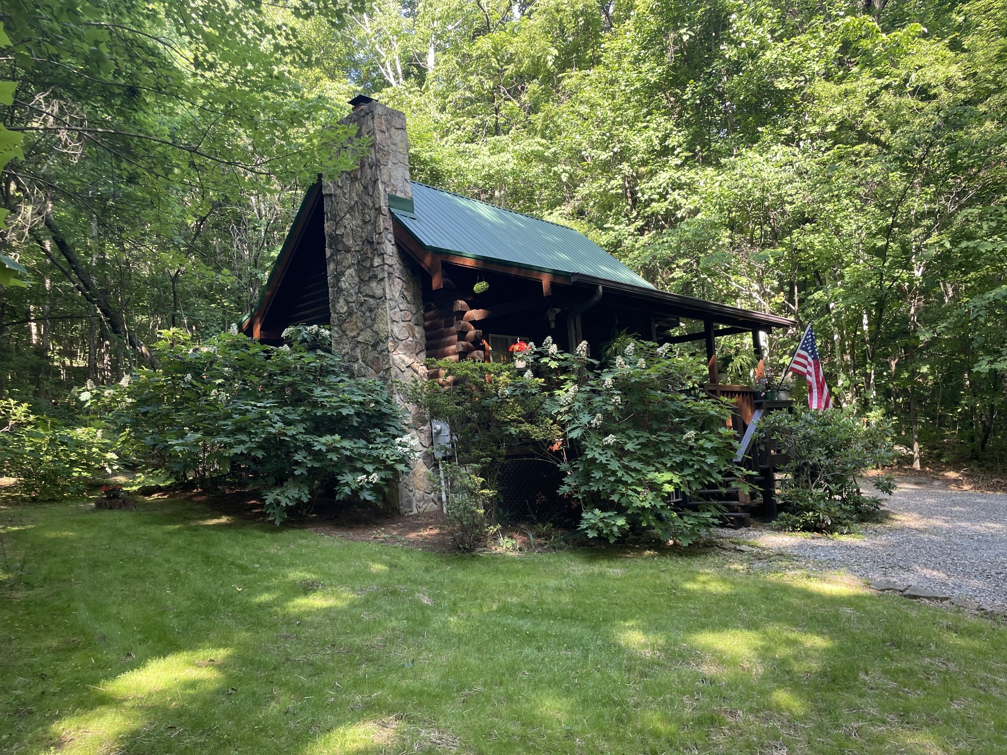 Photo of Listing #3526596