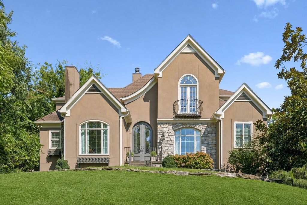 3430 Golf Club Ln, Nashville