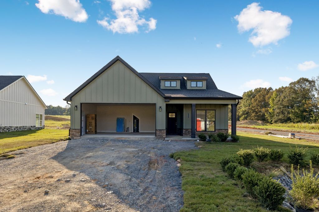 105 Legacy Way, Smithville