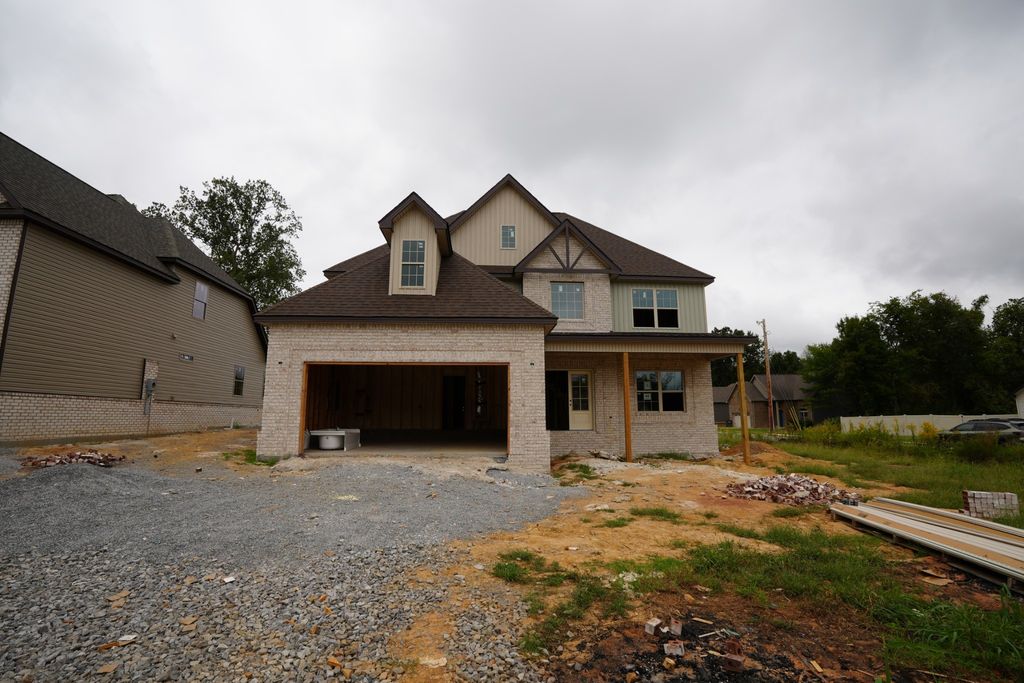 64 Sycamore Hill, Clarksville
