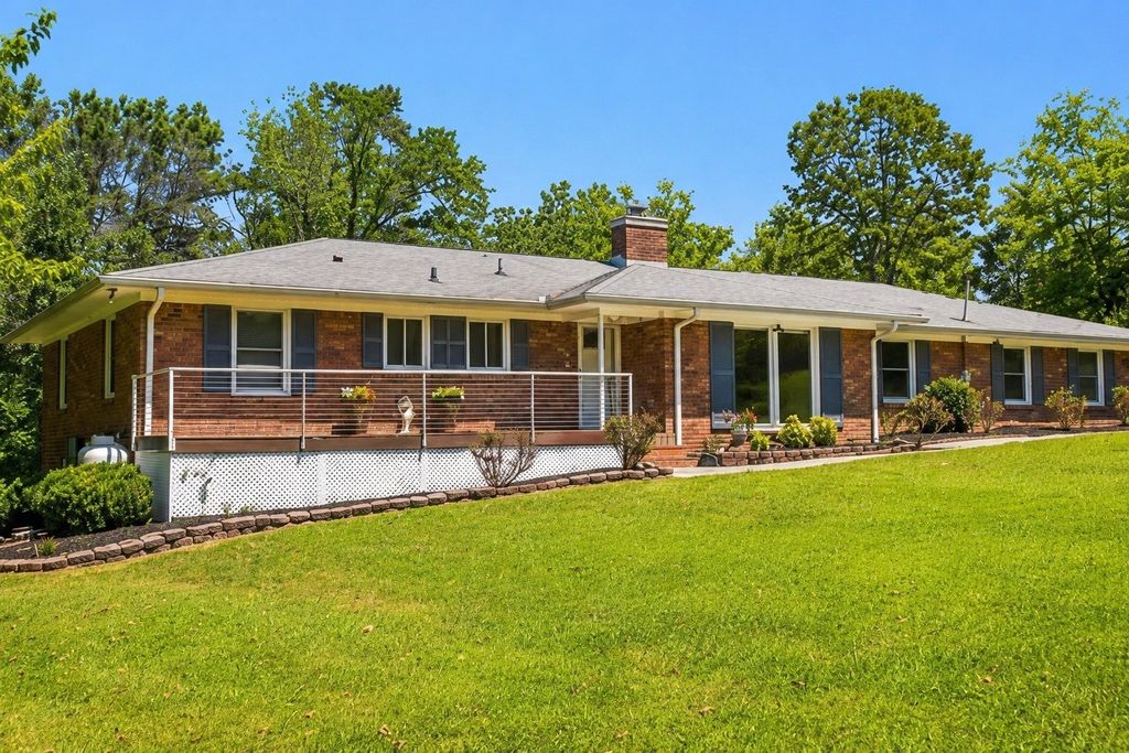 710 Tuckahoe Dr, Madison