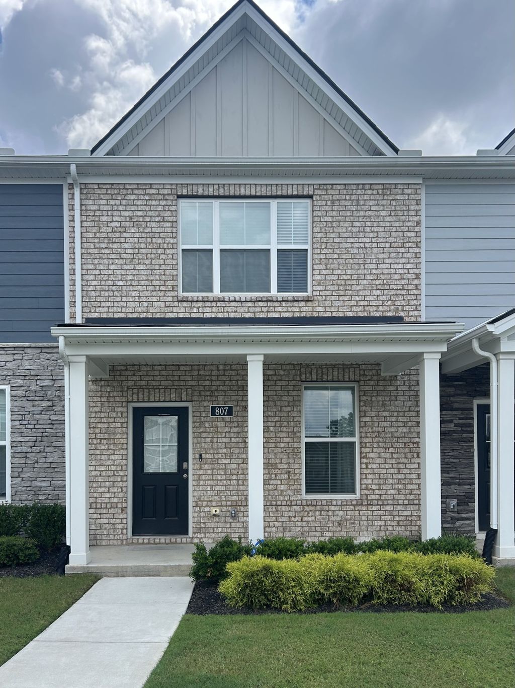 807 Quinn Dr, Lebanon