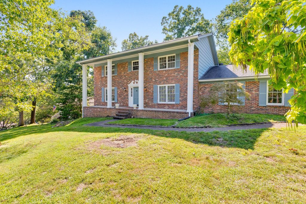 5661 Grayshore Lane, Hixson