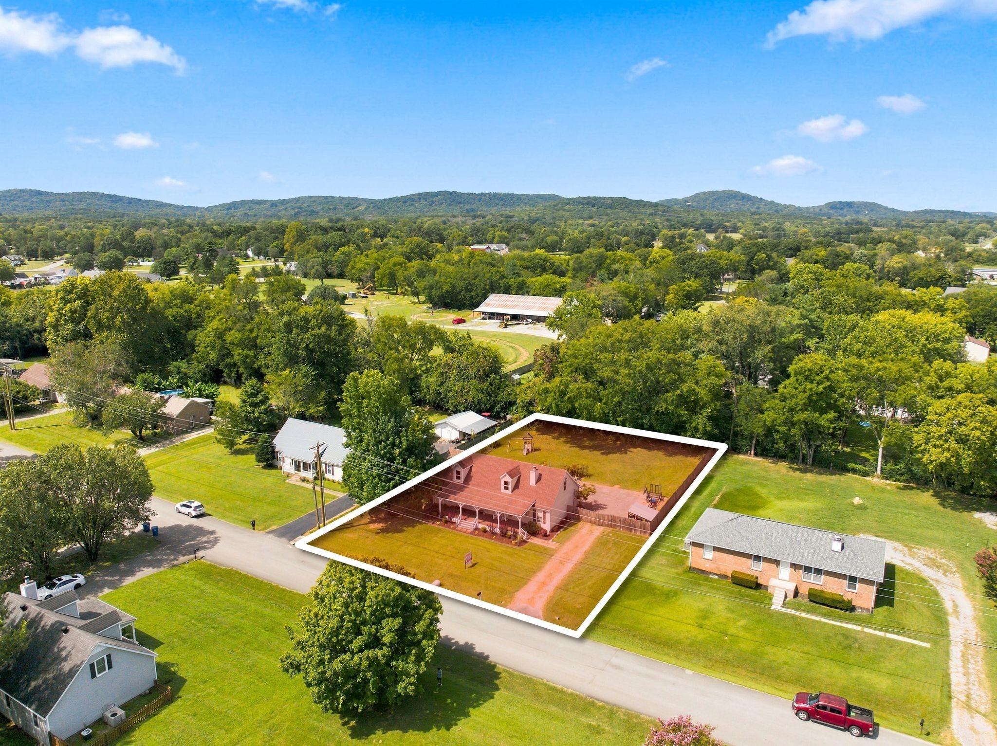Photo of Listing #3526811