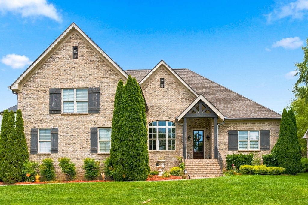 1043 Alice Springs Cir, Spring Hill