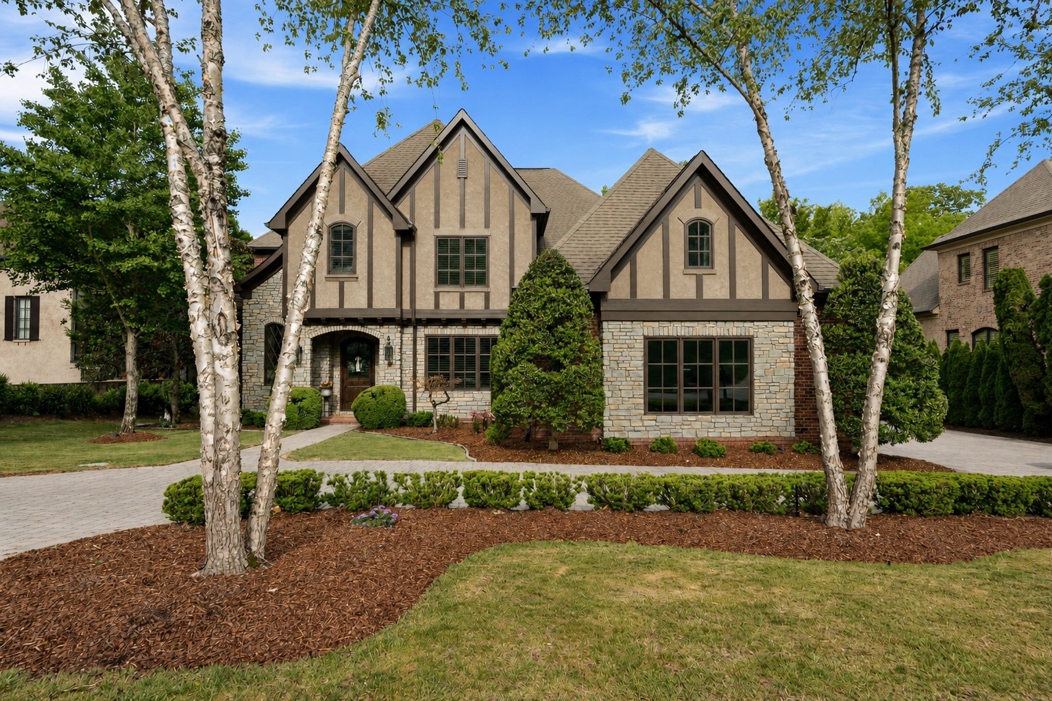 Photo of Listing #3526835