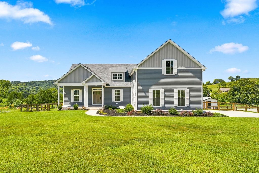 630 Bridle Path Ln, Hartsville
