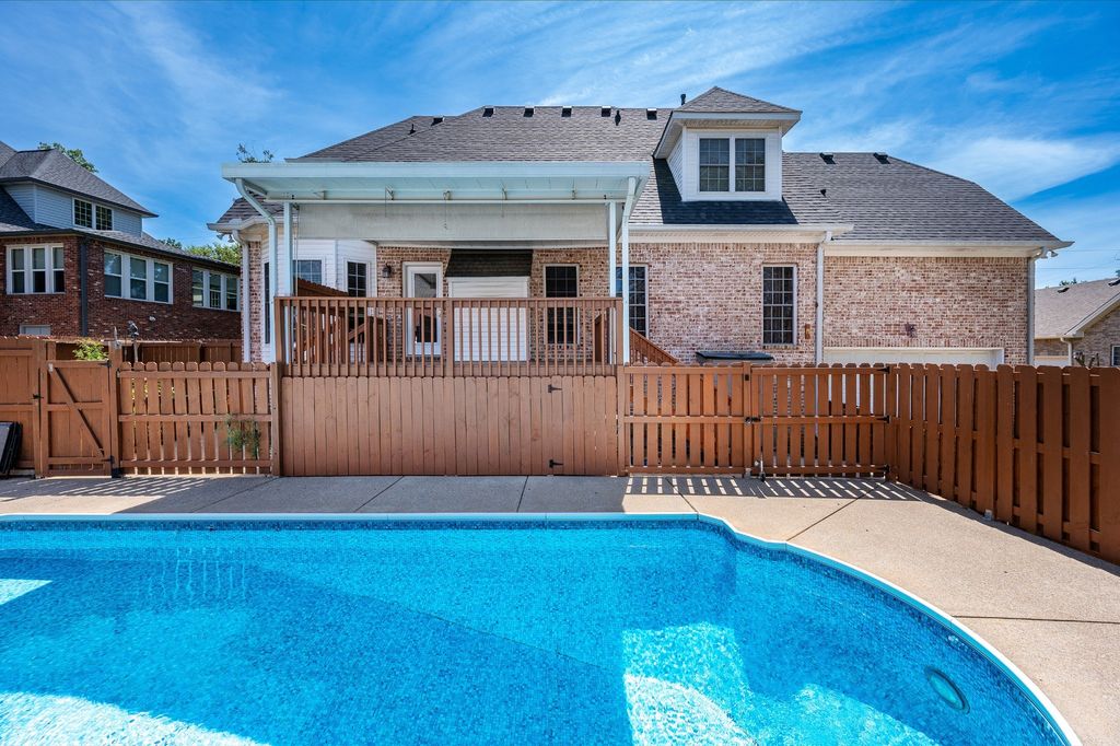 260 Page Dr, Mount Juliet