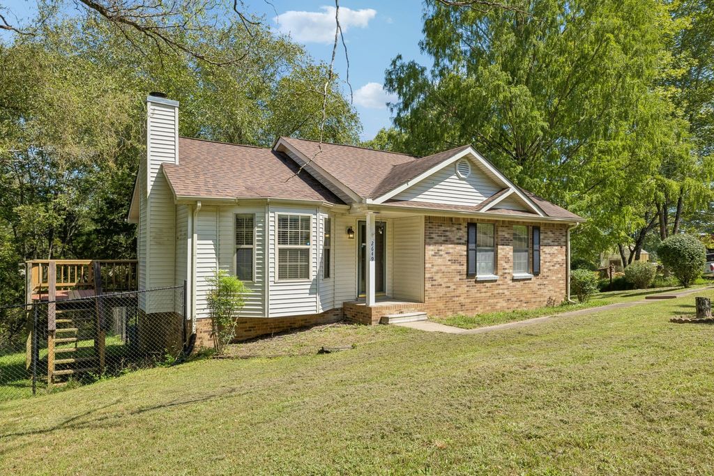 2649 Dotsonville Rd, Clarksville