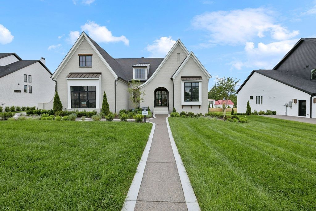 7244 Ruzek Court, Fairview