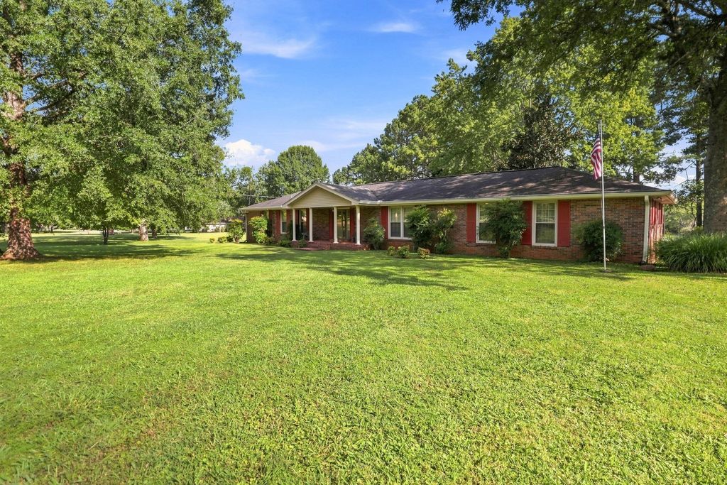 112 Cedar Way Dr, Lebanon