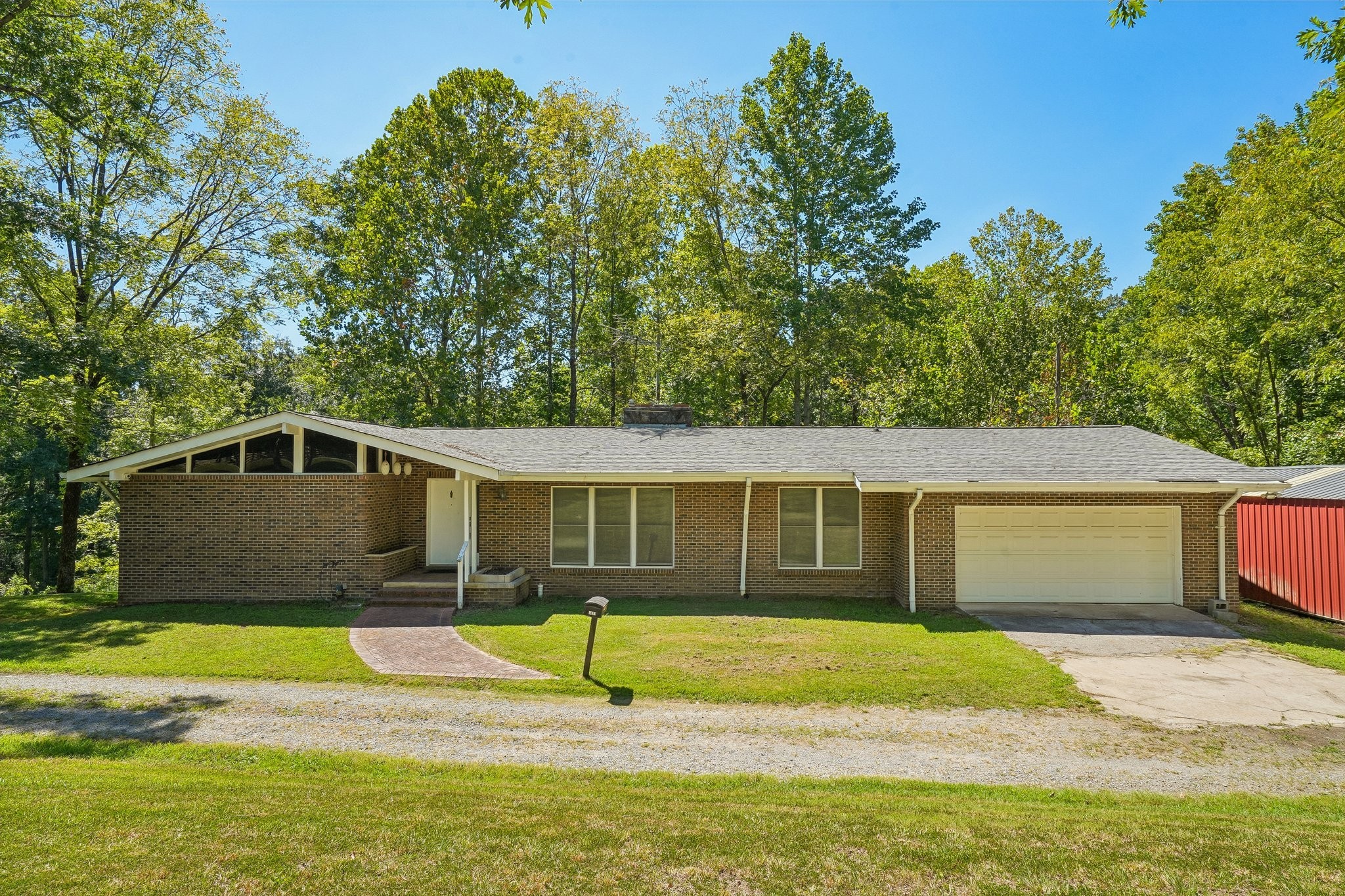 Photo for MLS 3527046 in 1071 Simms Heights Rd Kingston Springs, TN - 37082