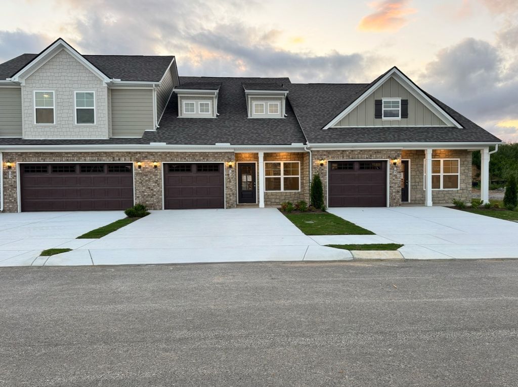 967 Horse Mountain Rd, Shelbyville