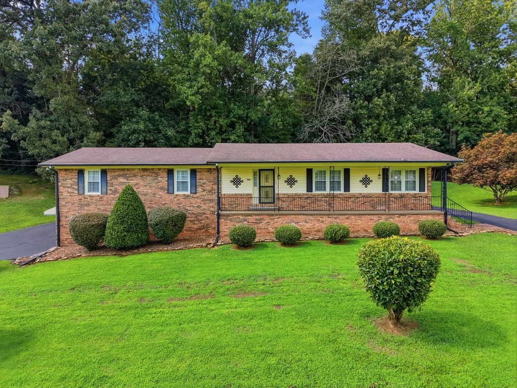 412 Freedom Trl, Sparta