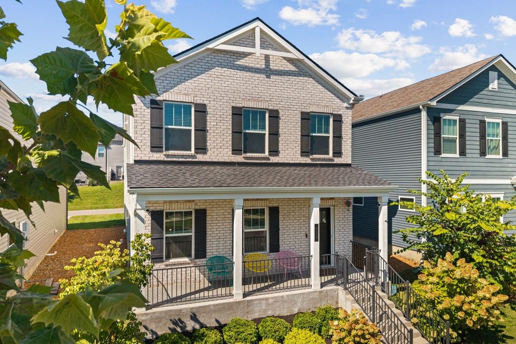 632 Taylor Bend Rd, Columbia