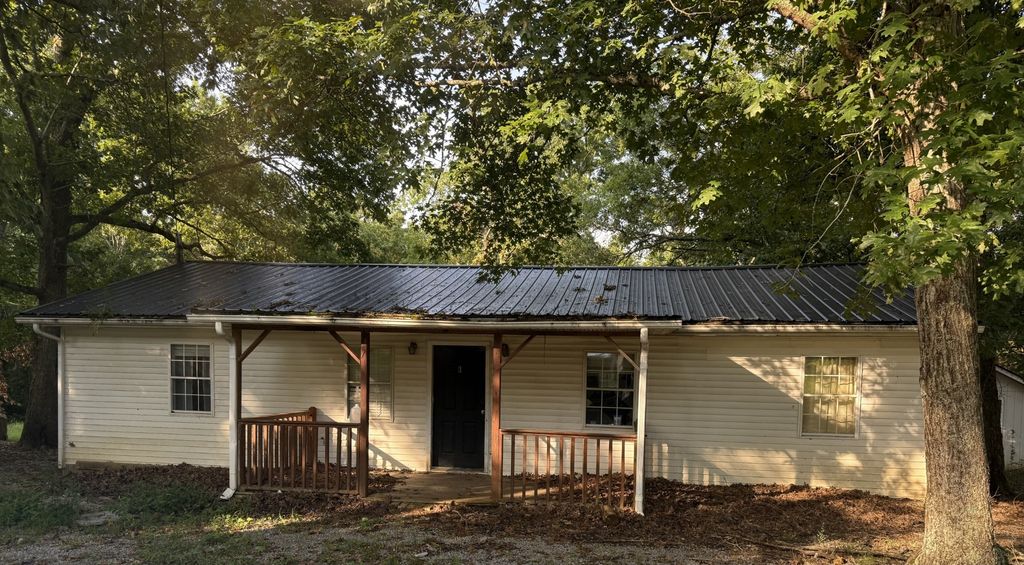 112 Borum Rd, Watertown