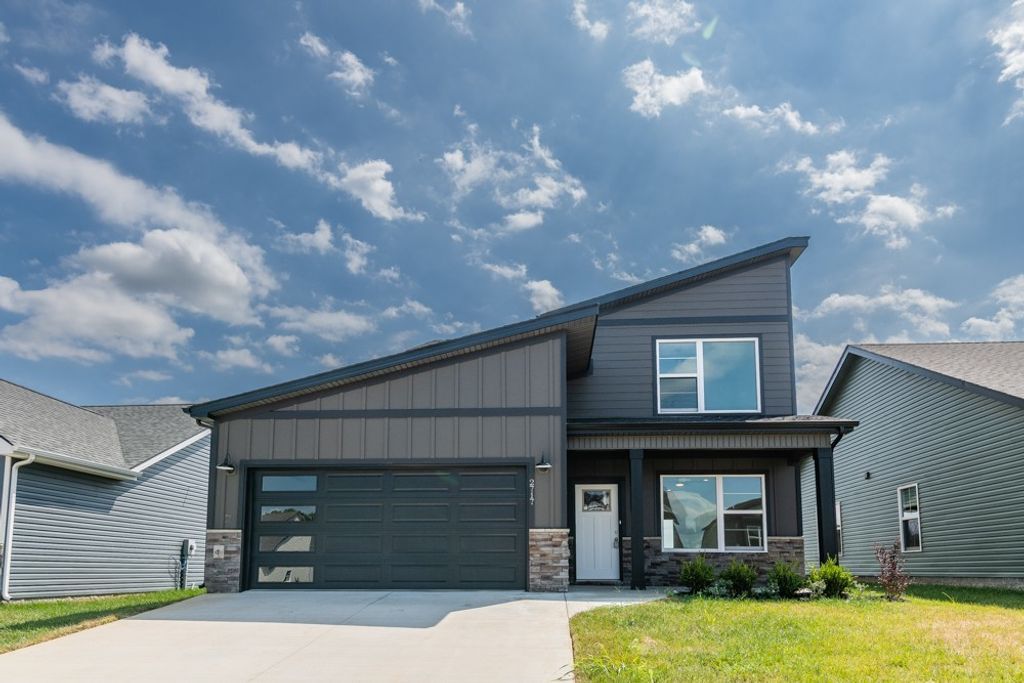 2717 Brewster Drive, Clarksville