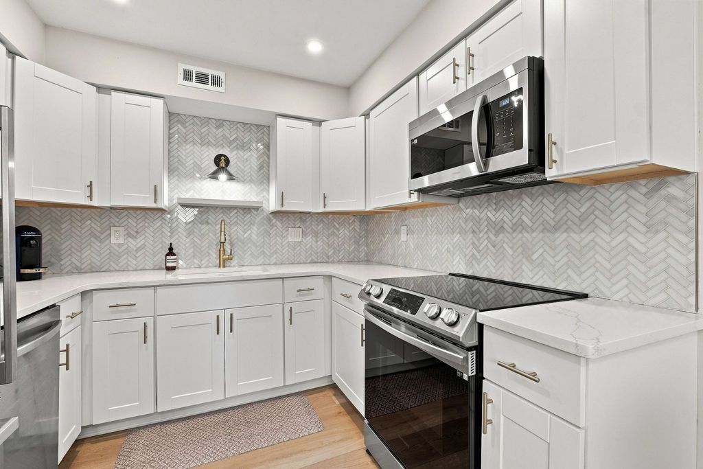 5858 Brentwood Trce, Brentwood