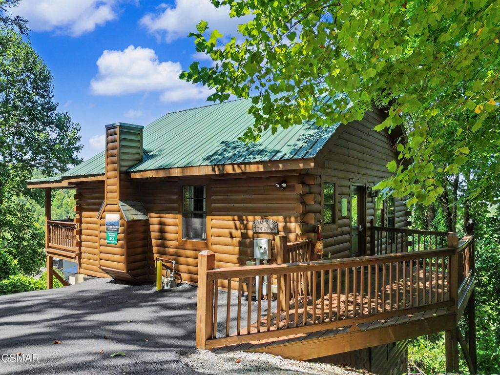 513 Parsons Branch Way, Gatlinburg