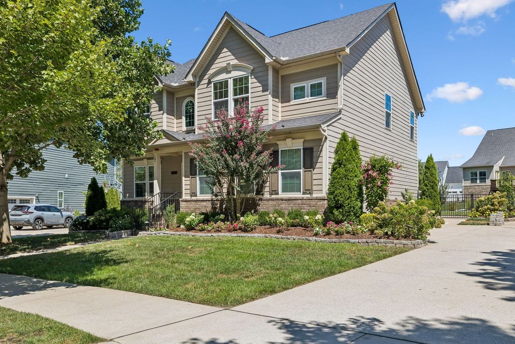 4009 Mossy Rock Ln, Franklin