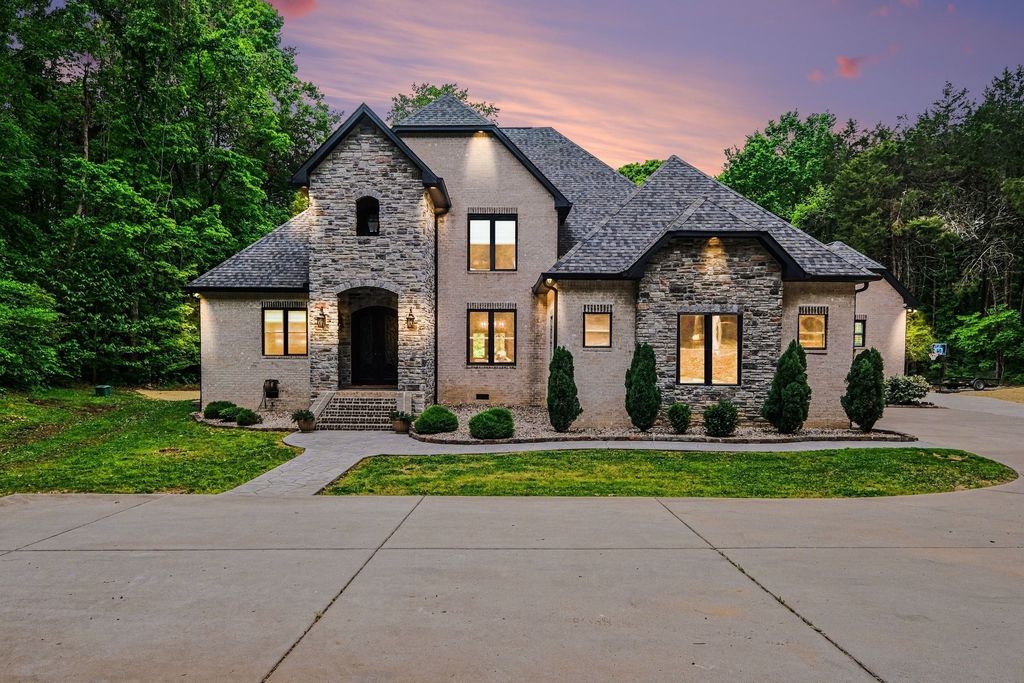 1850 Puryears Bend Rd, Hartsville