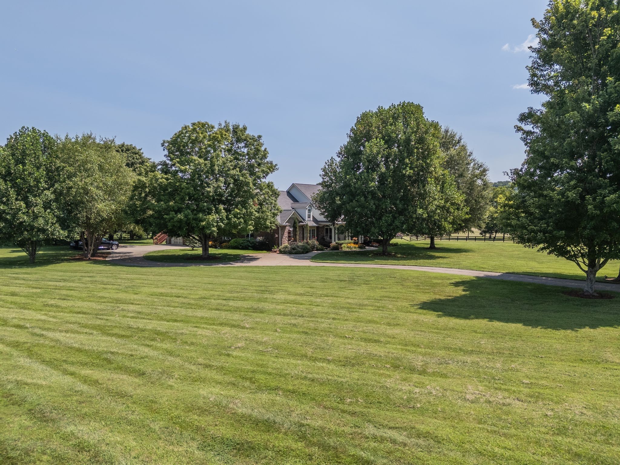 Photo of Listing #3527337