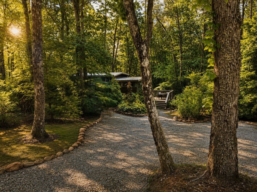 476 Deer Lick Trail, Monteagle