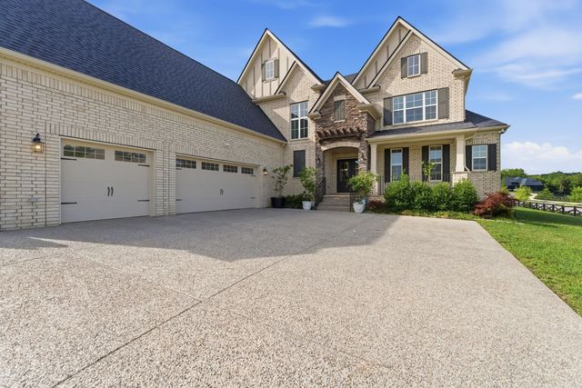 2186 Broadway St, Nolensville