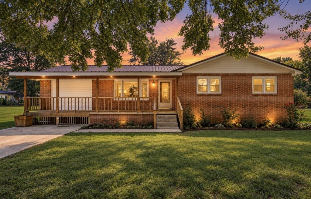112 Smith St, Huntland